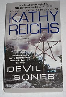 Devil Bones (A Temperance Brennan Novel) by Kathy Reichs