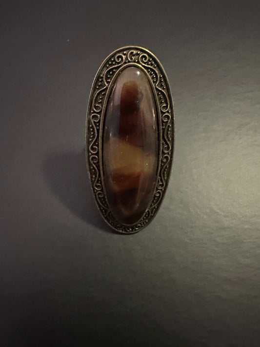 Vintage Oval-shaped Ring